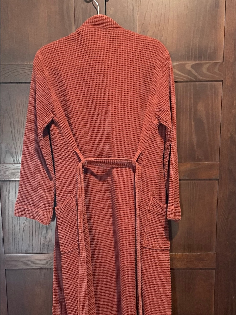 Coyuchi Unisex Organic Waffle Robe ~ Garnet - Picture 3 of 7
